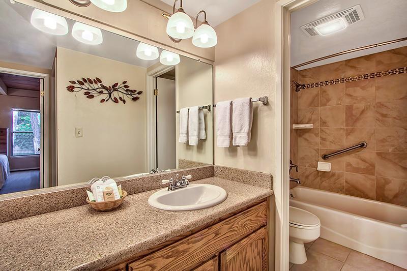 South Lake Tahoe Resort - Steps To Beach & Close To Heavenly エクステリア 写真